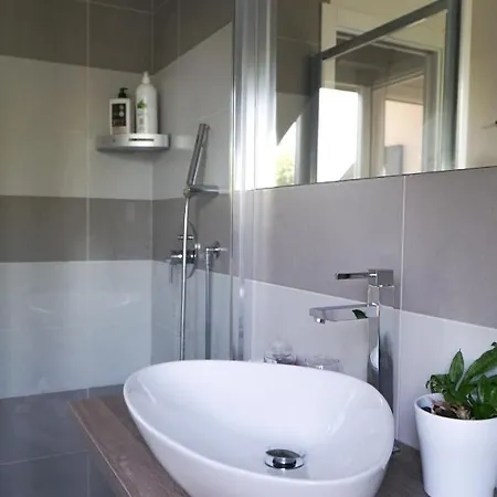 Cozy With Mole & Hill View アパート *