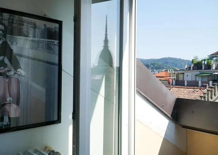 Cozy With Mole & Hill View *