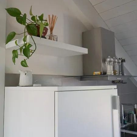 Apartmán Cozy With Mole & Hill View *