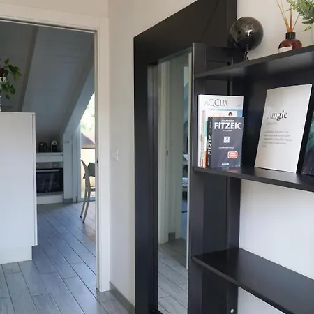 Cozy With Mole & Hill View